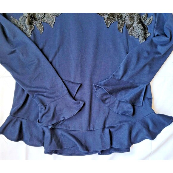 LC Lauren Conrad Size M Blue Bell Sleeve Ruffle Sweater w/Floral Lace Appliques - Picture 8 of 8